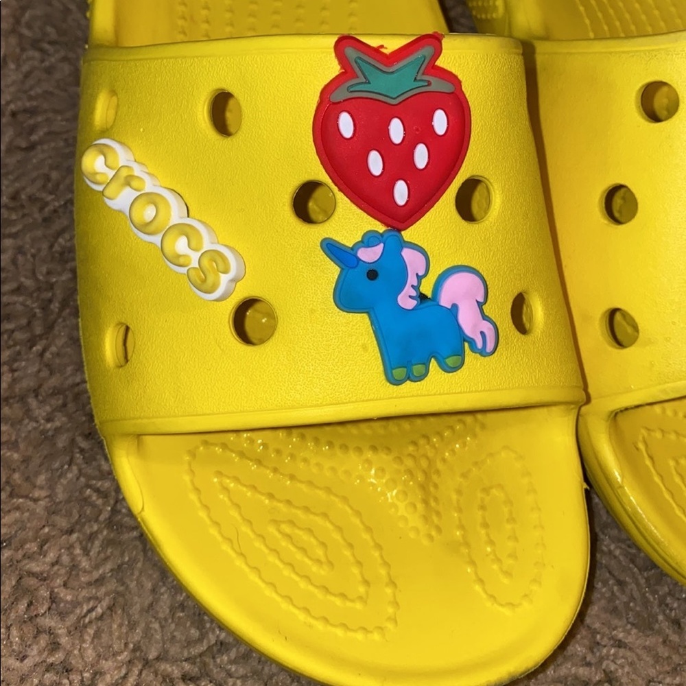 Crocs - Picture 2 of 6